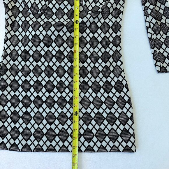 Goldworm Vintage 60s Mini Dress Black White Knit Polyester Size 10 Mod Retro - Picture 10 of 11